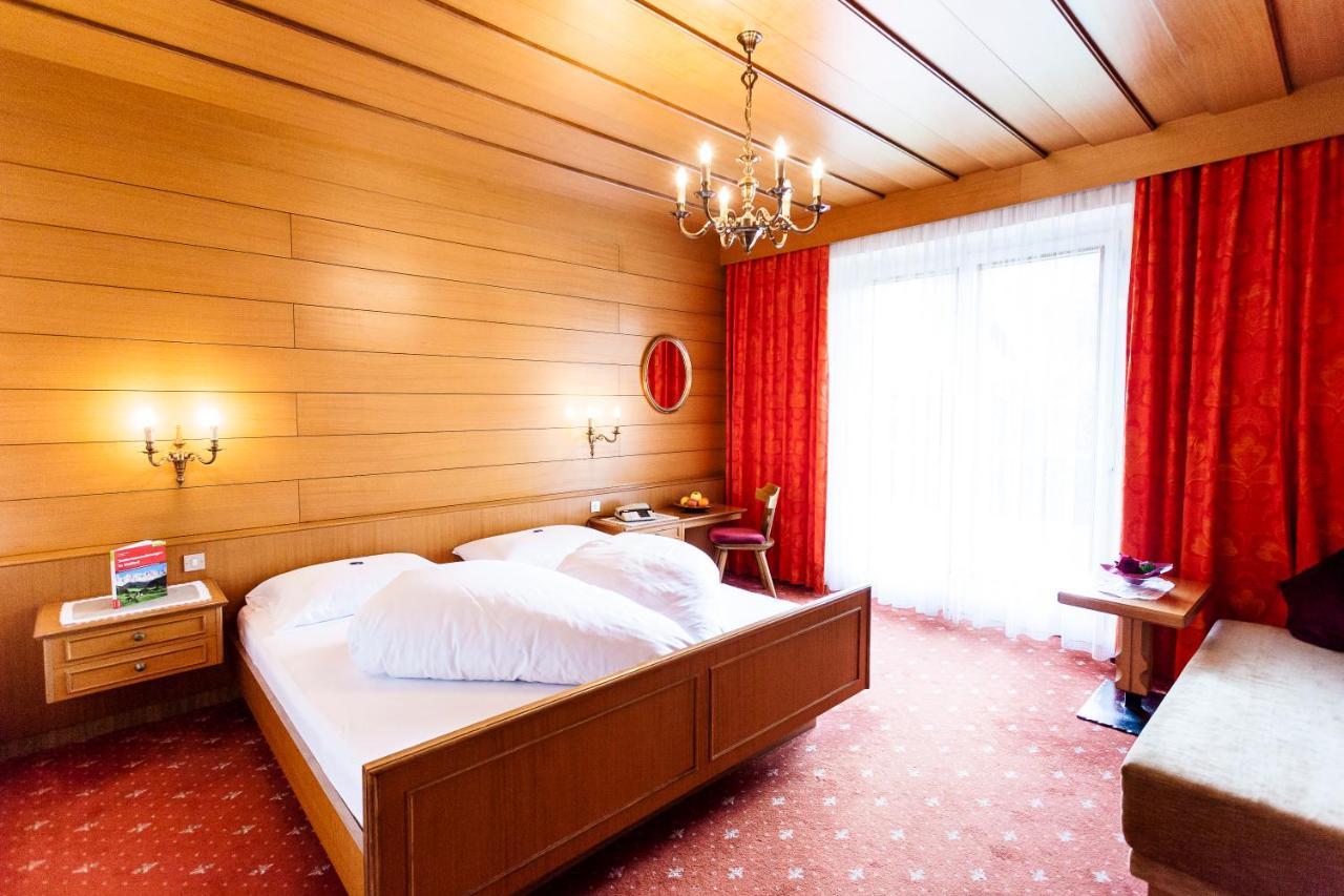 Pension Rebgut Bed & Breakfast ลานา ภายนอก รูปภาพ