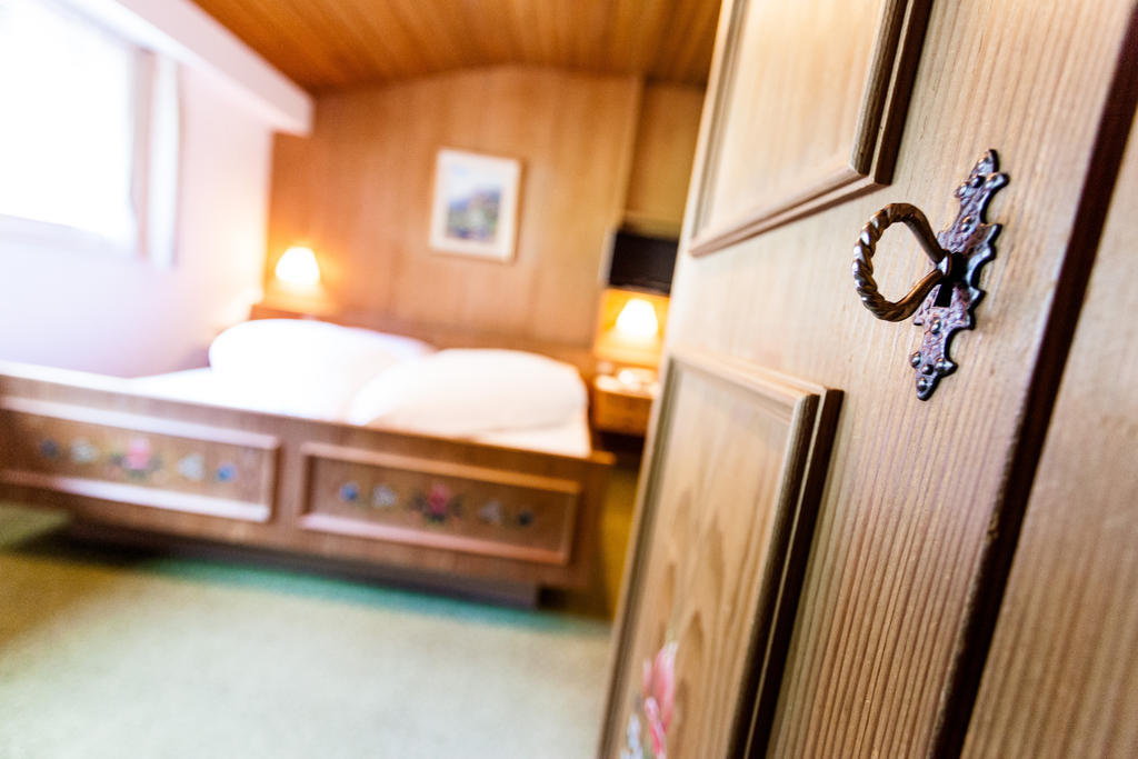 Pension Rebgut Bed & Breakfast ลานา ห้อง รูปภาพ